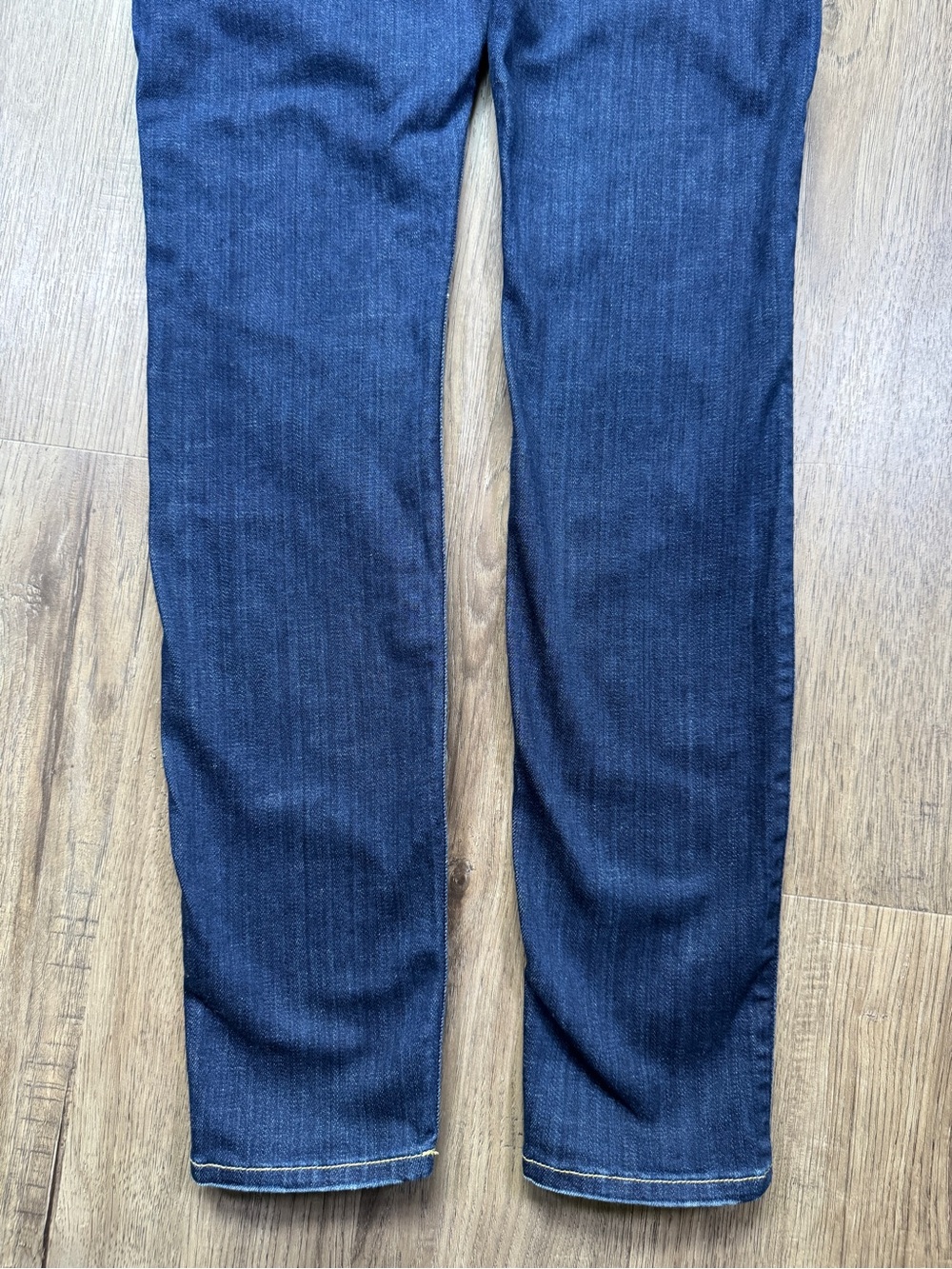 7 For All Mankind The High Waist Skinny Jeans Dark Wash Size 26 - Picture 14 of 14